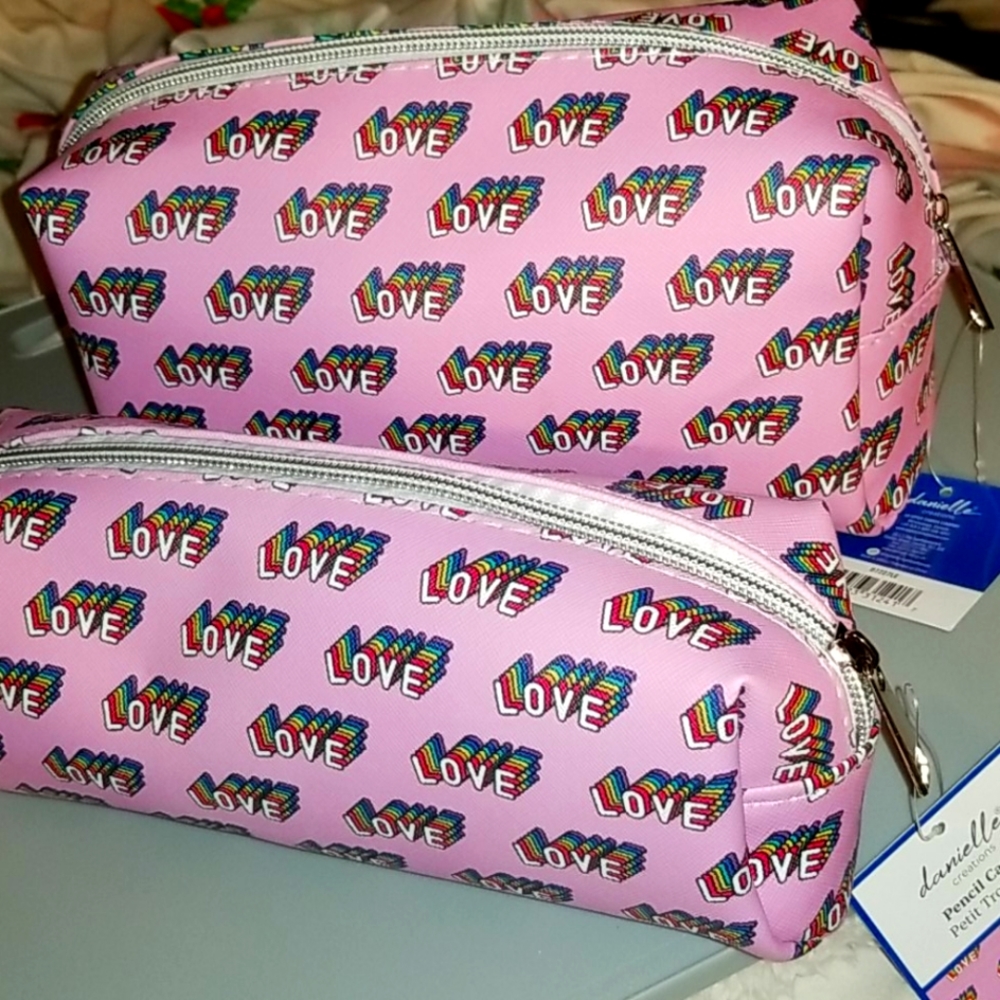 TOTE (COSMETIC CASE), PENCIL CASE..